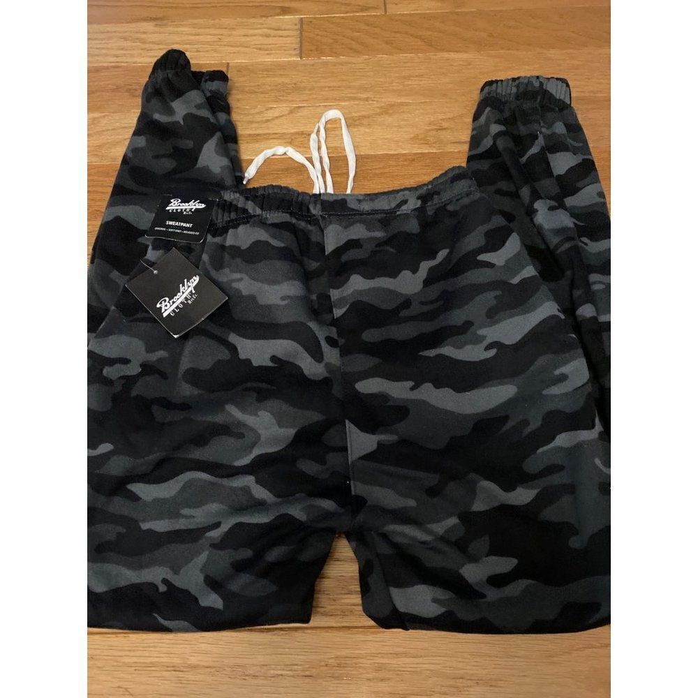 NWT Brooklyn Cloth women's dark camouflage elastic waist joggers size small - Picture 4 of 9